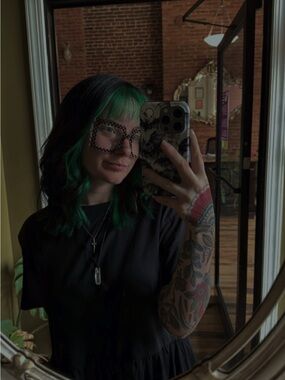 Meet your Posher, Kasey